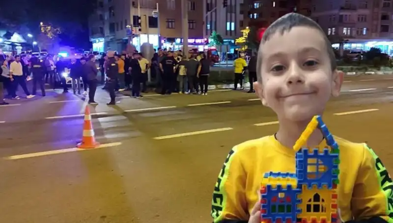 8 Yaşındaki Çocuk Kamyonet Çarpmasıyla Hayatını Kaybetti: Detaylar Ortaya Çıktı