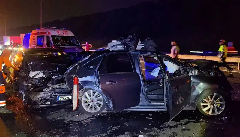 TEM Otoyolu’nda Zincirleme Kaza: 7 Kişi Yaralandı