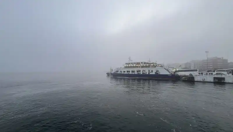 Çanakkale Boğazı'nda Yoğun Sis: Transit Gemilere Kapatıldı!