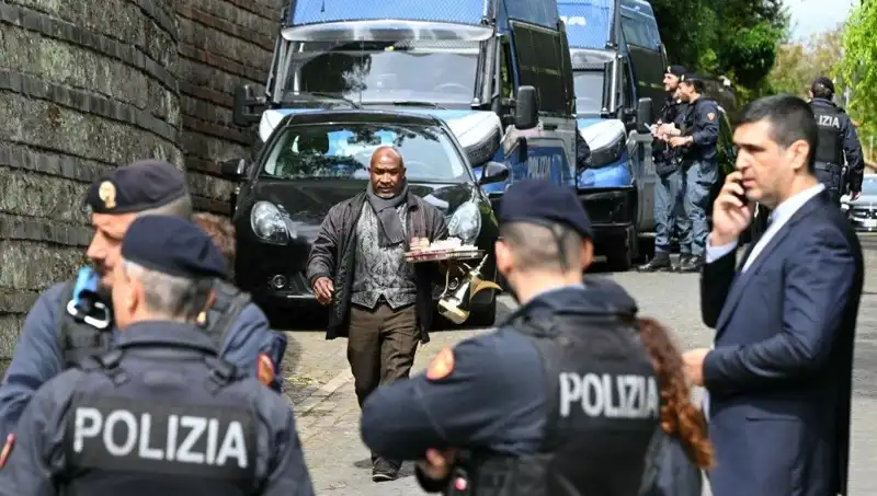 Roma’da Tarihi Nükleer Zirve: İran ve ABD İlişkileri Nereye Gidiyor?