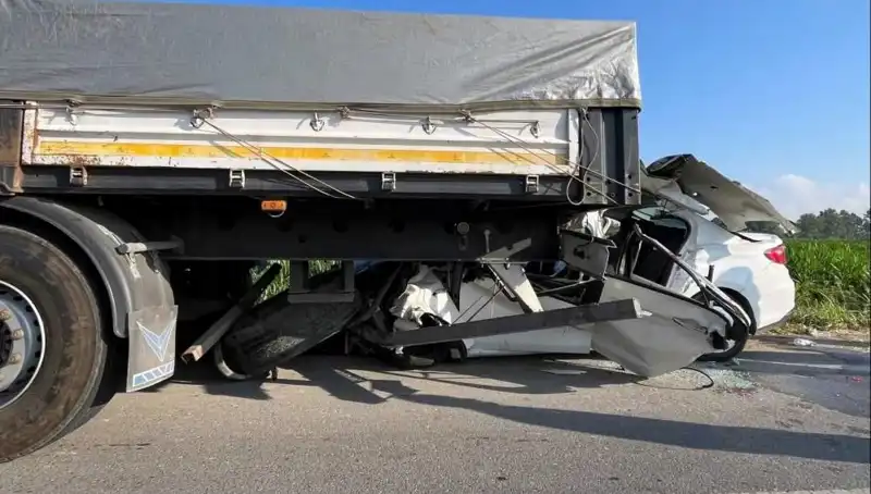 Sakarya'da Feci Kazada Hayatını Kaybedenlerin Sayısı Artıyor