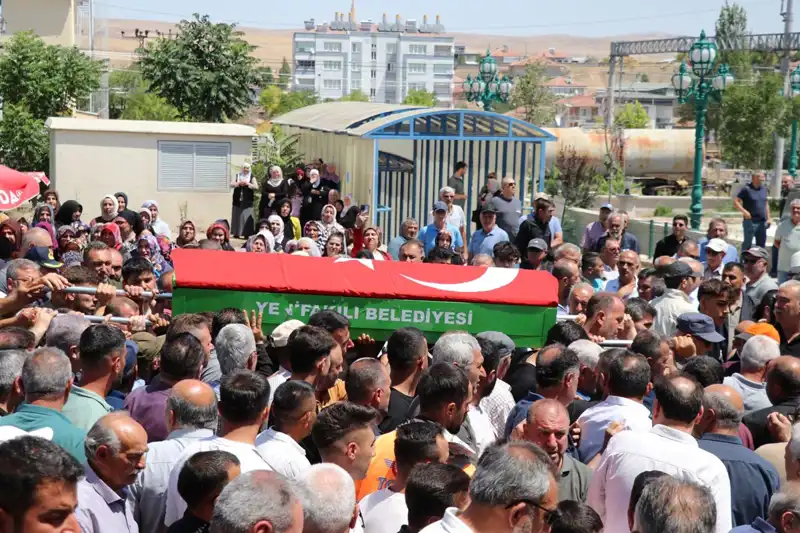 MHP'li Belediye Başkanı Son Yolculuğuna Uğurlandı: Şehrin Acısı Büyük
