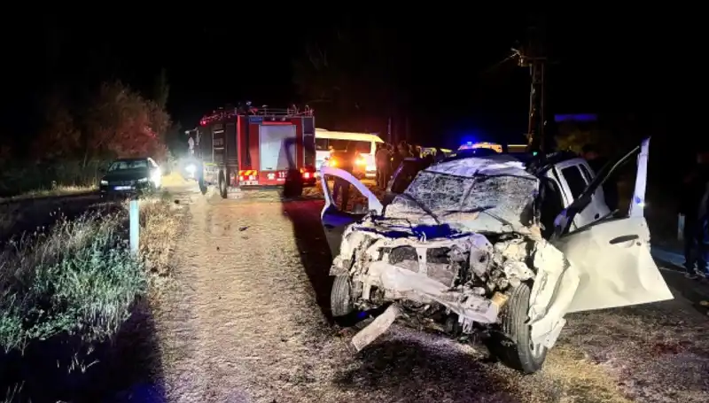İstanbul’da Traktör ile Ciple Kaza: 5 Yaralı