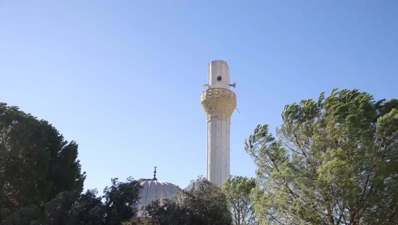Muğla'da Fırtına Dolu Kütleleriyle Eşyaları Uçurdu: İşte O Anlar!