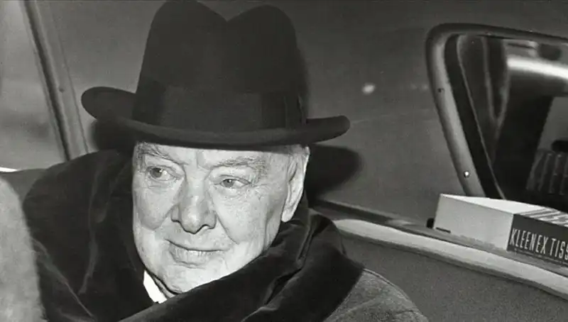 Churchill’in Bekar Evi Satışta: Tarihin İzlerini Taşıyan Konut