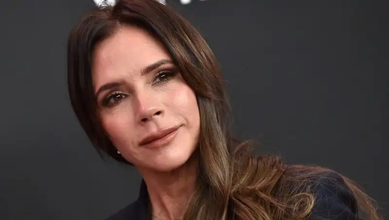 Victoria Beckham’ın Gençlik Sırrı: Günde 3-4 Adet Tüketiyor, İşte Bilimsel Açıklama!