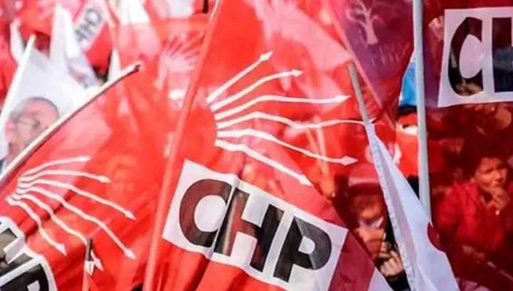 İstanbul’da CHP İlçe Kongreleri Neden İptal Edildi? Merak Uyandıran Gelişmeler