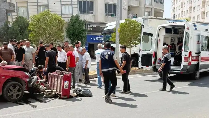 Mardin'de Feci Trafik Kazası! İki Kişi Yaralandı