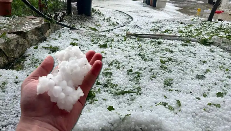 Haziran Ayında Dolu Sürprizi: Şehirler Beyaza Büründü, Tarım Etkilendi!