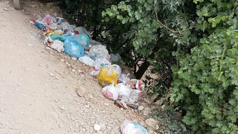 Kato Dağı’nda Kaval Şelalesi’ne Çöp Atanlara Tepki Yağdı!