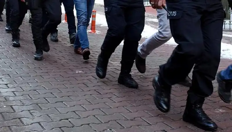 MİT ve Emniyet'ten FETÖ Terör Örgütüne Şok Operasyon