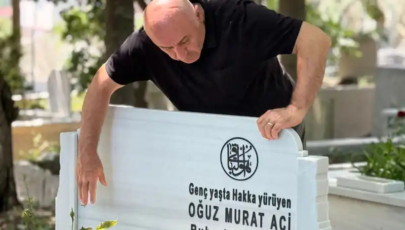 Aci Ailesinin Babalar Günü: Kaybedilen Sevgi ve Hüzünlü Anılar