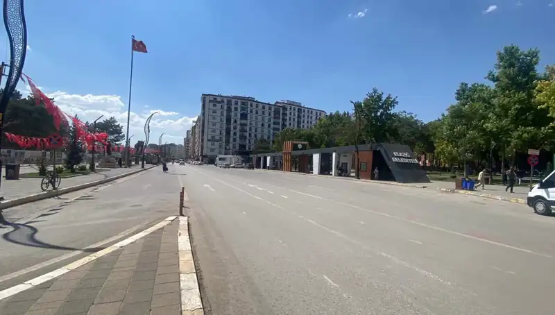 Elazığ'da Sokaklar Neden Boş? Kentteki Sessizliğin Arkasındaki Sebepler