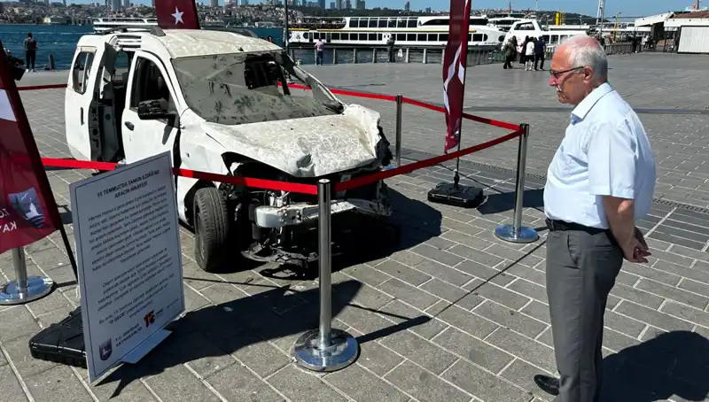 15 Temmuz Geçmişi: Tankın Ezdiği Araçlar Görücüye Çıkıyor