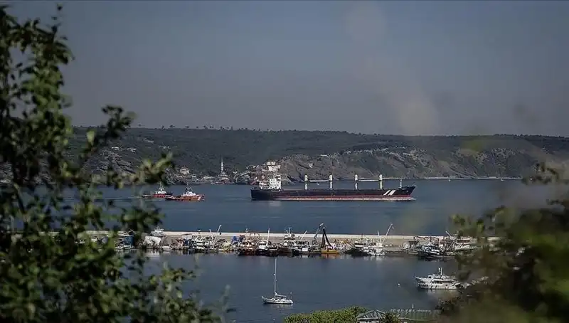 İstanbul Boğazı’nda Gemi Trafiği Çift Yönlü Olarak Kapatılıyor: Nedenleri ve Etkileri