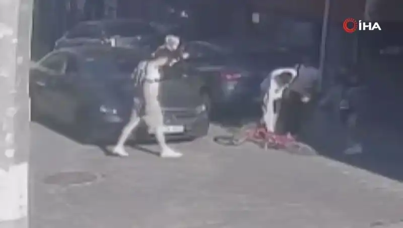 Akran Zorbalığı ve Bisiklet Tartışması: 10 Yaşındaki Çocuk Dayak Yedi