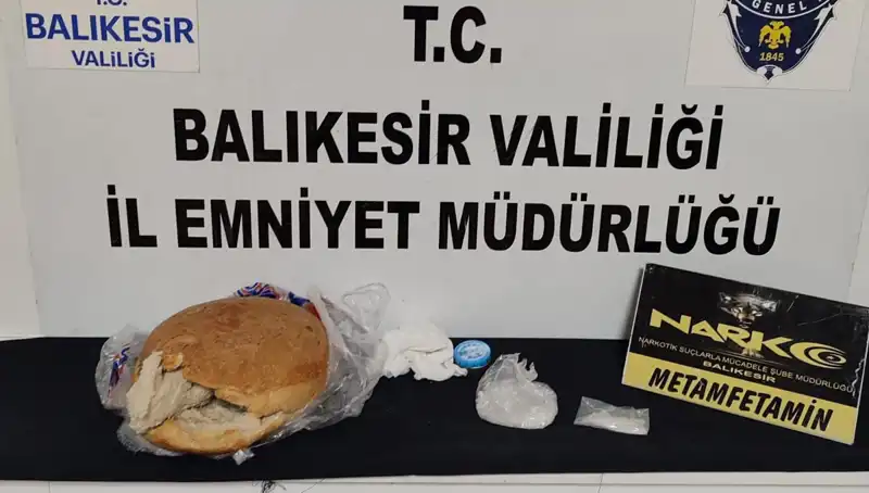 Uyuşturucu Kaçakçıları Ekmeğin İçine Gizli Yöntemle Süzülüyor!