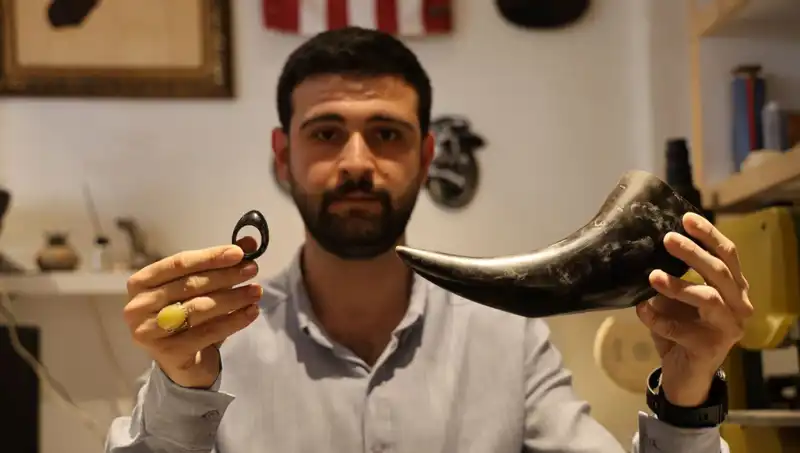 Türk Savaşçılarının Gizli Silahı: Manda Boynuzundan Yapılan Özel Ekipman