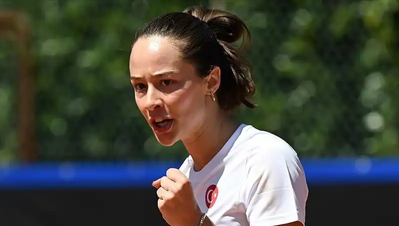Türkiye'nin Umudu: Zeynep Sönmez Finalde Harikalar Yaratıyor!