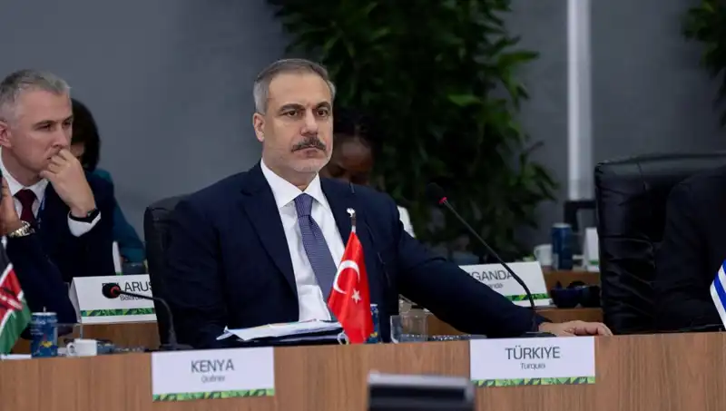 BRICS Zirvesinde Bakan Fidan'dan Kritik Yapay Zeka Uyarısı