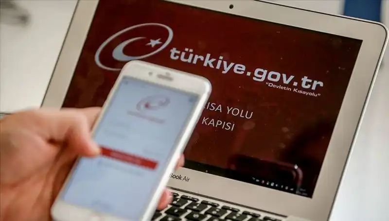 Türkiye'nin e-Devlet Dönüşümü: 8 Binden Fazla Yeni Hizmet Kullanıma Sunuldu