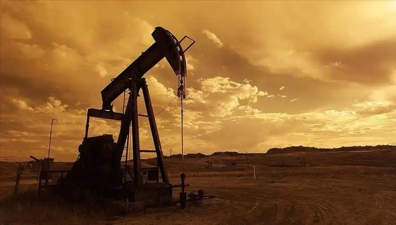 Orta Doğu'da Sıcak Gecenin Ardında Yükselen Petrol Fiyatları Nereye Gidiyor?